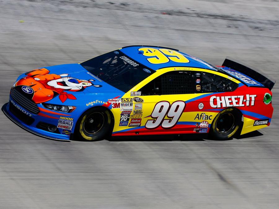  Ford Fusion NASCAR Race Car 2012 года  (фото 9 из 17)